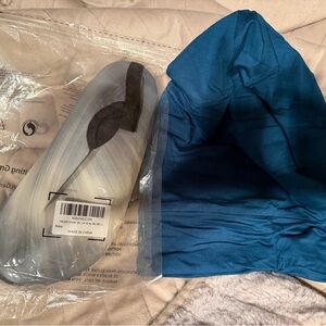 Lulu's Black/Blue Silk Bonnet and Yalox Water Shoes